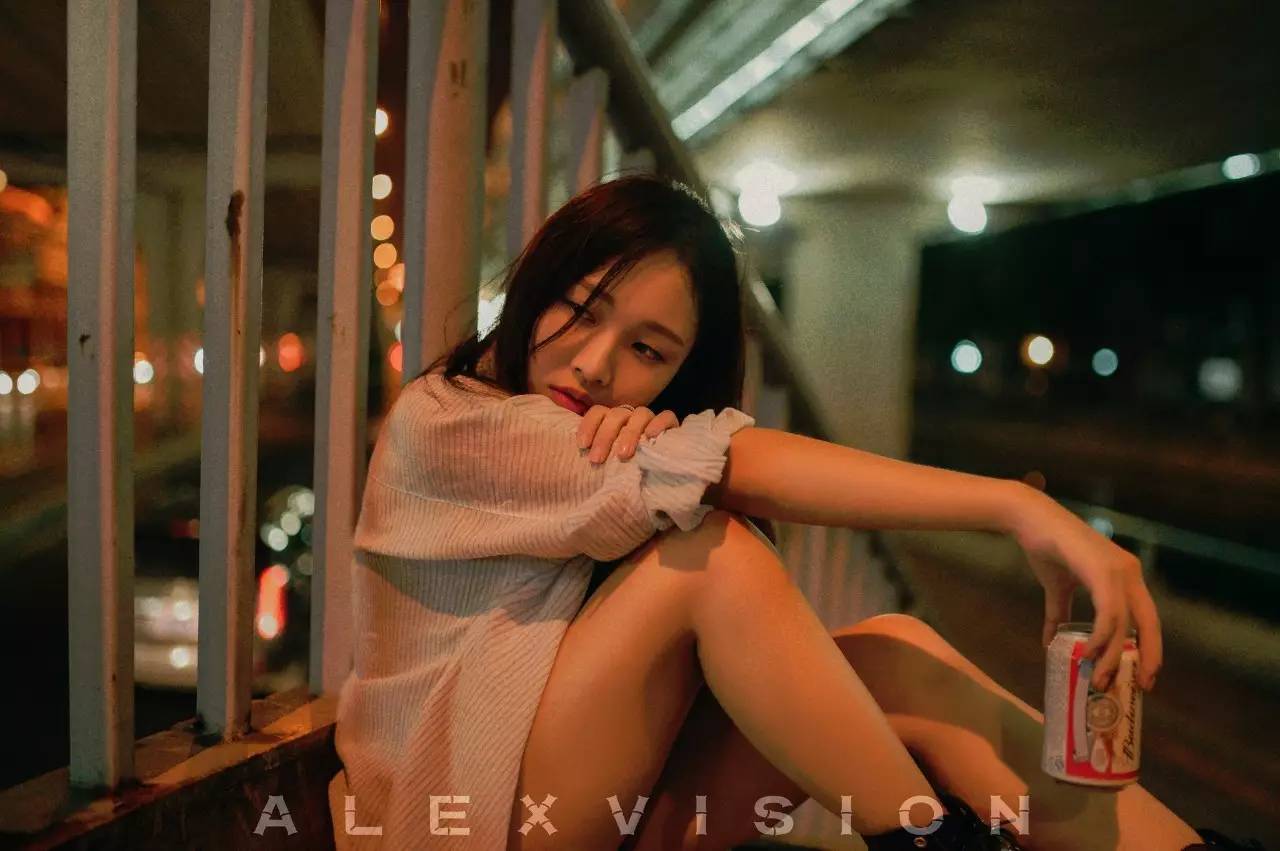 走进夜晚,拍一组让人迷恋的夜景人像