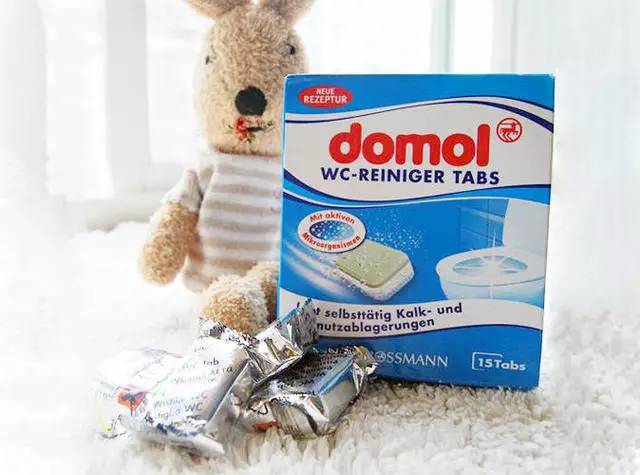 坐在马桶上思考吃什么,坐在马桶上思考的人