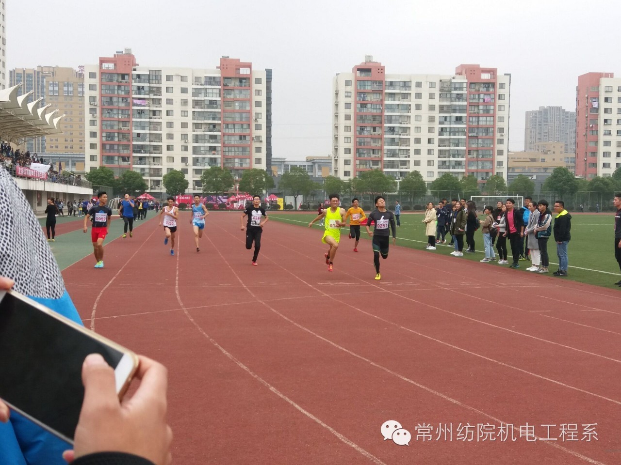 福田中学三十三届校运会视频,盘点各校校运会炸裂式开幕