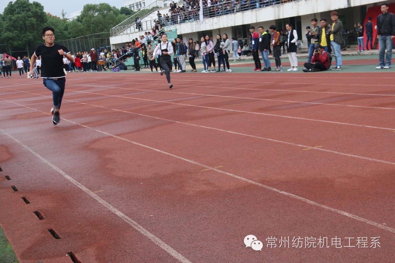 福田中学三十三届校运会视频,盘点各校校运会炸裂式开幕