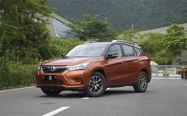 试驾比亚迪宋盖世版,比亚迪宋豪华六座评测