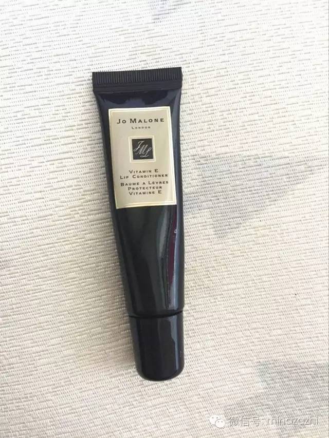 女生包里必备的迷你小物件推荐,好看又实用的小物件随身携带