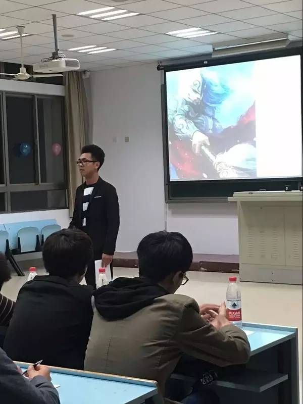 新生适应性团课心得,入团的第一次团课