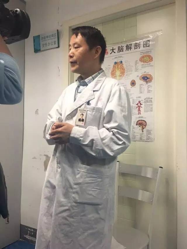 给脖子加热可以缓解颈椎病吗,给脖子做理疗扎针