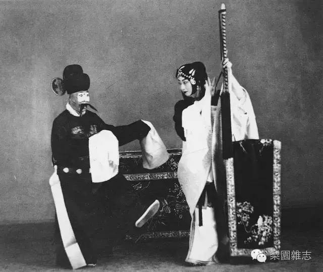 掬一捧雪,一捧雪