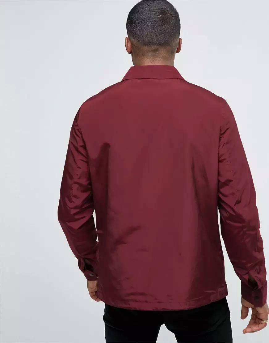 让你街头style立现的秋季单品:教练夹克