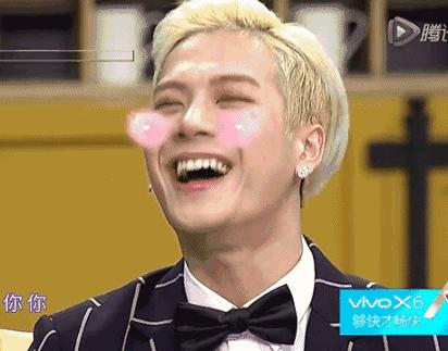 让你街头style立现的秋季单品:教练夹克