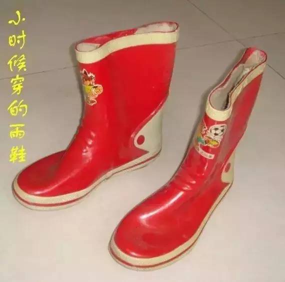 90后小时候爆款衣服,00后童年记忆中最深的衣服