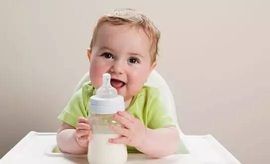 婴儿腹泻奶粉与婴儿奶粉的区别,腹泻奶粉和普通奶粉营养一样吗