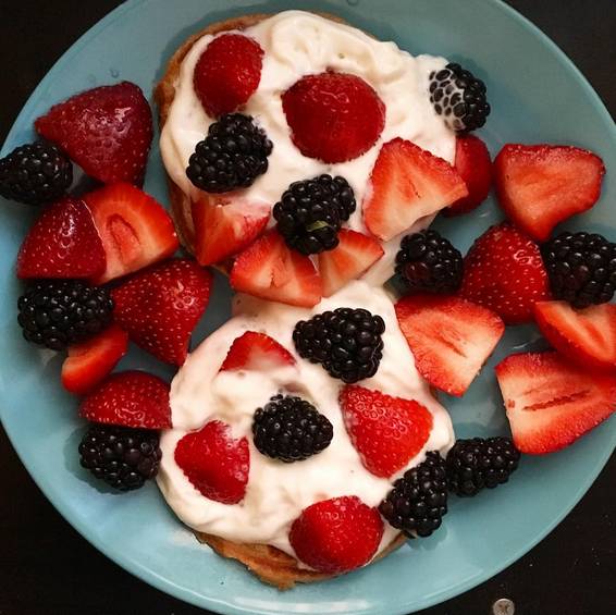 这儿有低卡又美味健康料理，这个女生吃完减掉82磅！