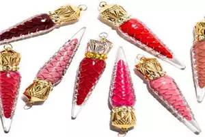 除了彩妆还有什么化妆品好用,ysl必买彩妆单品有哪些