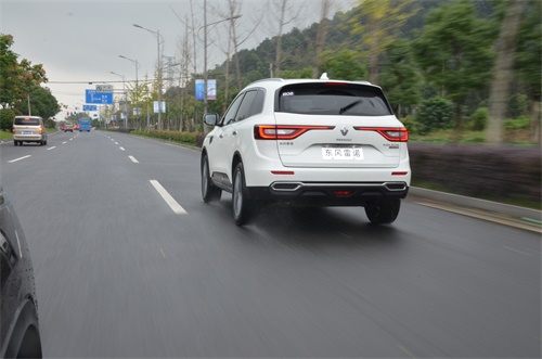 试驾2011雷诺科雷傲,2013款雷诺科雷傲进口2.5试驾