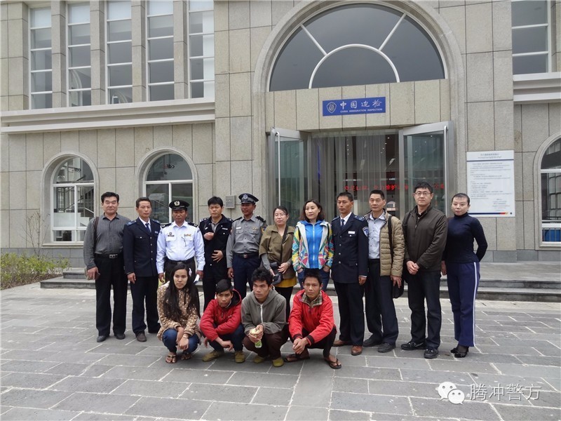 办证大厅如何更好的服务群众,户籍办理小窗口便民服务大舞台