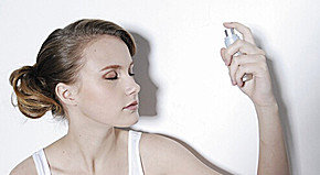 想要肌肤白皙光亮就用这个方法,保湿亮肌喷雾