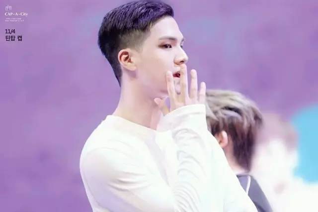 令人羡慕的爱豆应援,爱豆们的应援是真的吗