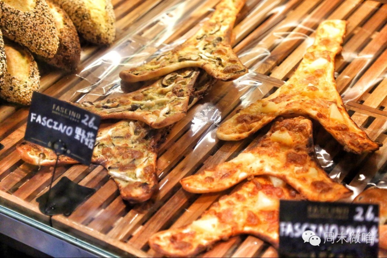 厉害了!魔都这条路上的面包比Farine好吃，梧桐比武康路还美