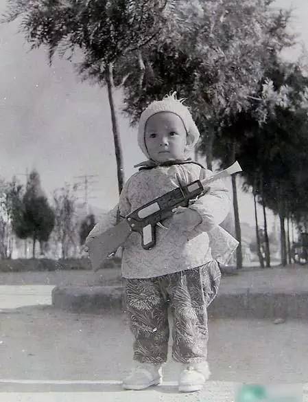 90后小时候爆款衣服,00后童年记忆中最深的衣服