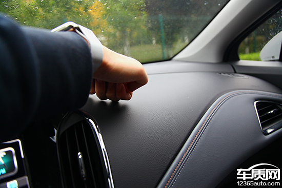 16款科鲁兹1.4t领锋,12款1.8自动雪佛兰科鲁兹试驾