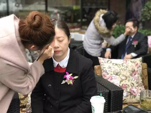 3000人挤爆东郊记忆，只为看他一眼