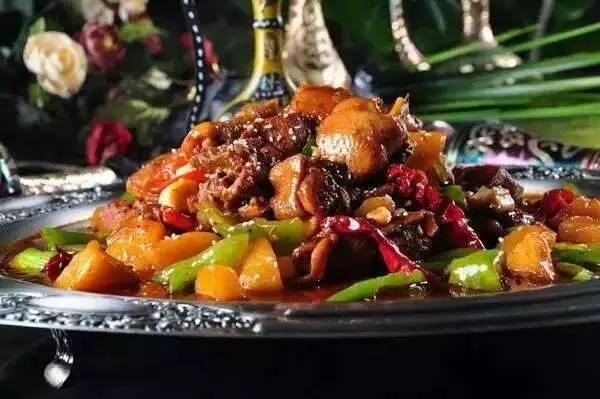 青岛利群金鼎广场营业时间,青岛利群金鼎广场美食在几楼