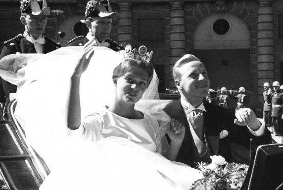 有哪些结婚用的珠宝首饰推荐 (名人们结婚定制的高级定制珠宝)