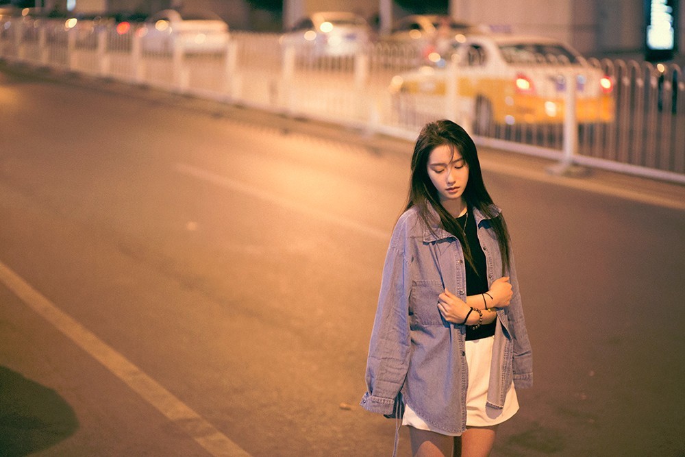 走进夜晚,拍一组让人迷恋的夜景人像