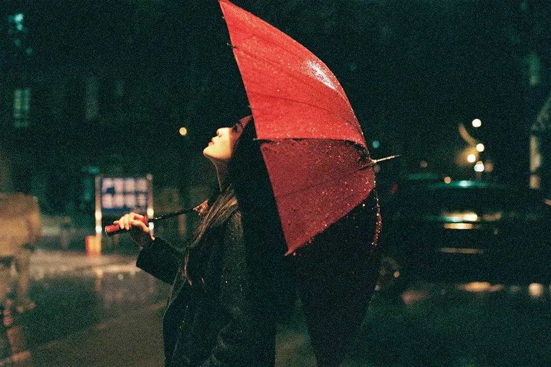 走进夜晚,拍一组让人迷恋的夜景人像