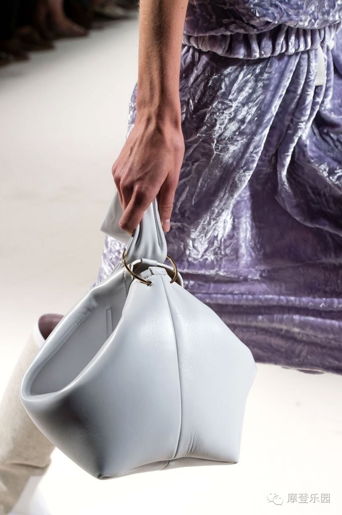 明年的买包配额，就在这30款最新美包中产生啦