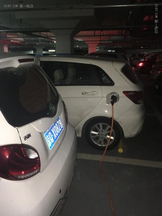 知豆电动车最新款d2s,知豆d2是代步车吗