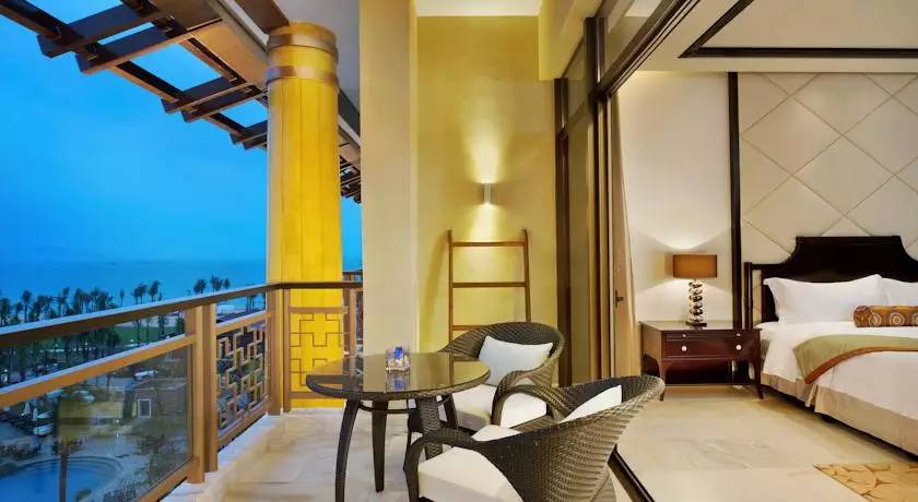 三亚瑞吉酒店攻略,三亚瑞吉酒店夜间风景