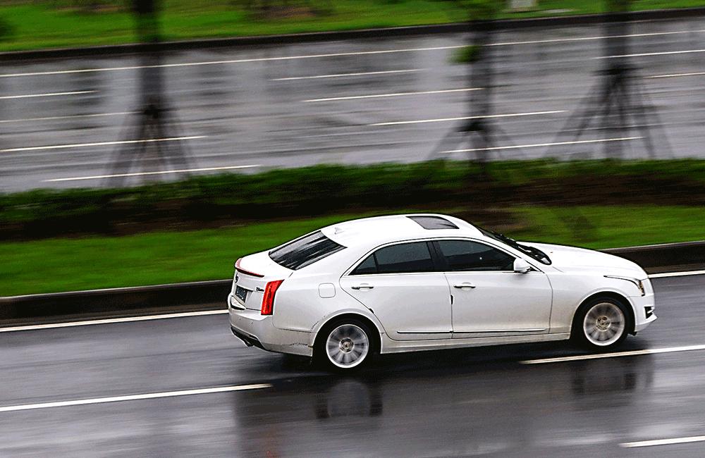 试驾凯迪拉克atsl加速,评测体验凯迪拉克