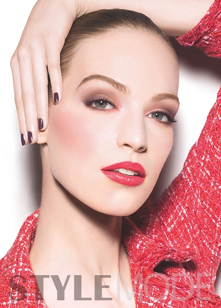 嘴唇颜色暗沉怎么保养,嘴唇血色暗沉怎么调理