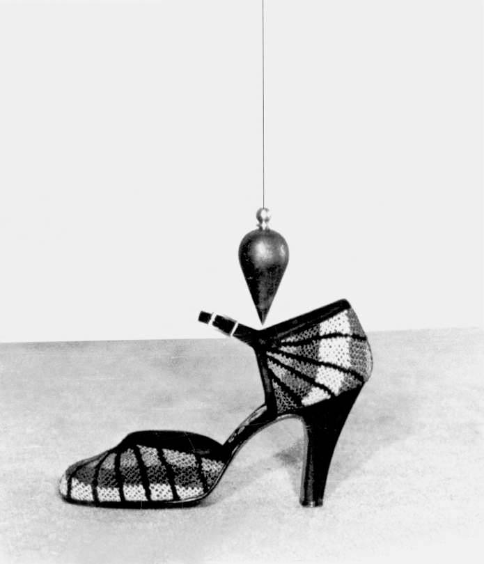 励志大戏|有个穷人家的孩子,辍学做鞋匠创建了时尚王国