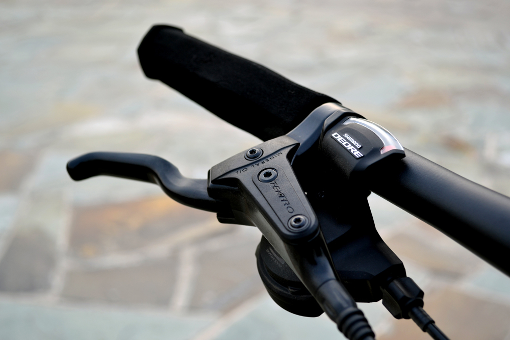 山地车碳纤维铝合金骑行感受,山地车铝合金碳纤维骑行感受