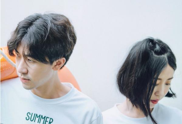 愿无岁月可回首且以深情共白头,愿有岁月可回首且以深情共白头