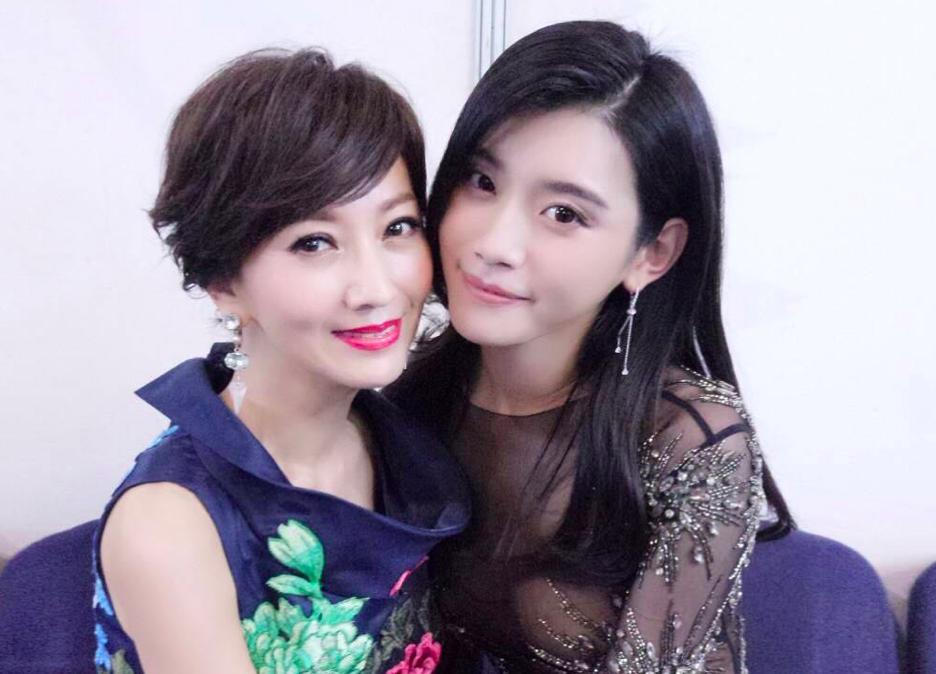 杨幂娜扎颜值超高,杨幂奚梦瑶私服照