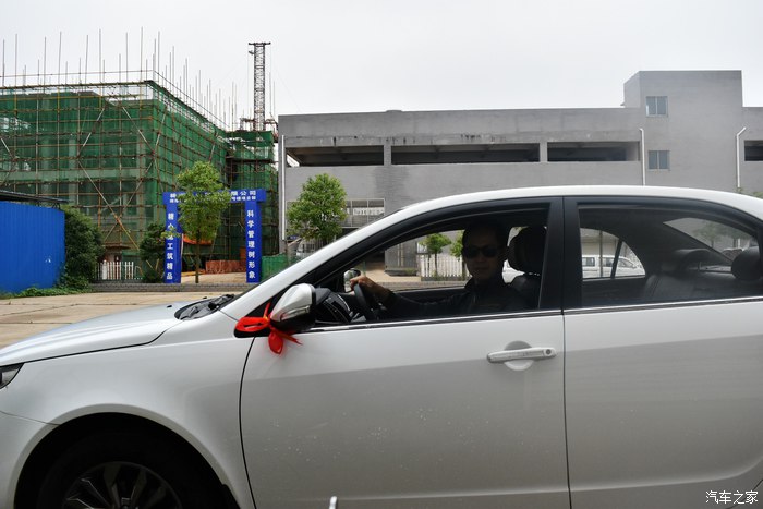 吉利远景2020款超值型,吉利远景新车值得买吗