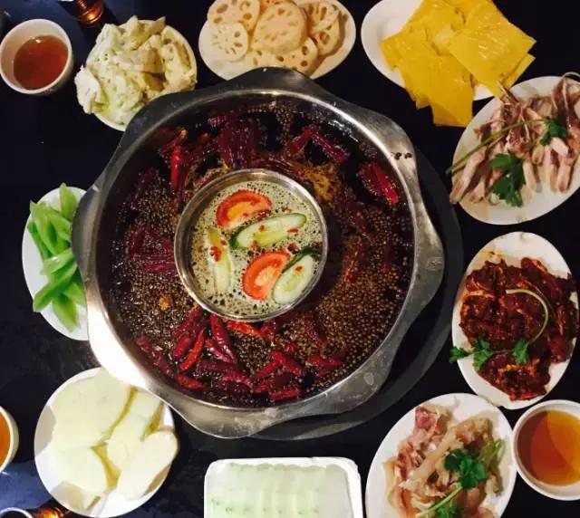 重庆必吃的12家火锅,重庆必吃的10家火锅