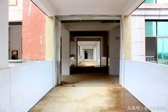 余干实验小学在哪,余干县第三小学会搬迁吗