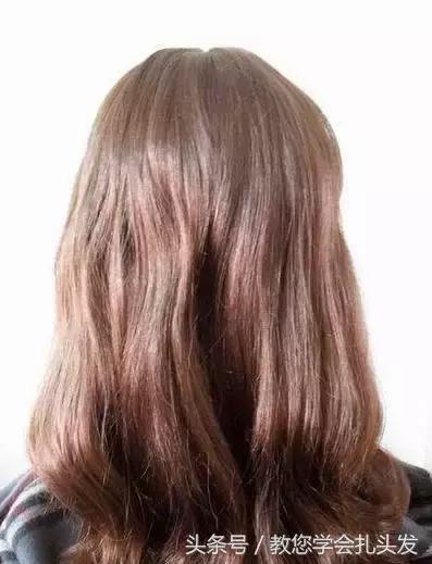 大蝴蝶结头饰发型小清新,蝴蝶结头饰搭配什么发型好看短发