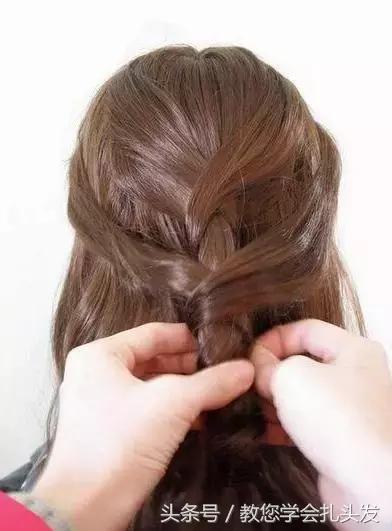 大蝴蝶结头饰发型小清新,蝴蝶结头饰搭配什么发型好看短发