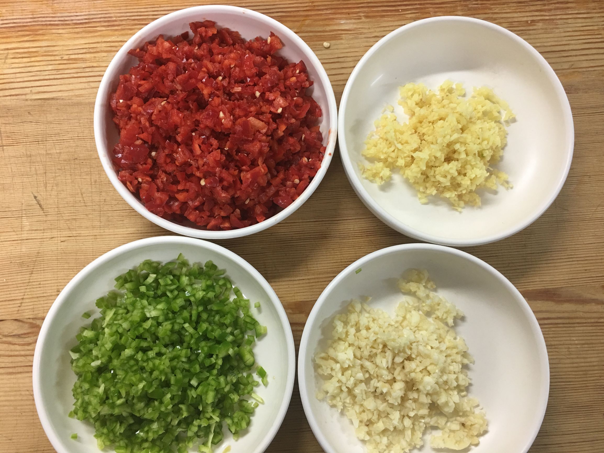 辣椒酱自己做，好吃美味不求人，绝对独家一般地儿买不到！