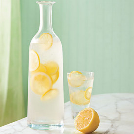 脸上每一个毛孔都是油脂粒,脸上老是长油脂粒怎么回事