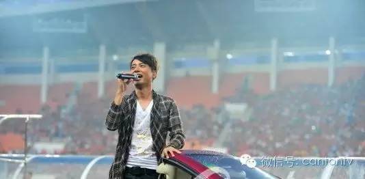 恒大2015中超夺冠庆典视频,广州恒大中超八冠王庆典