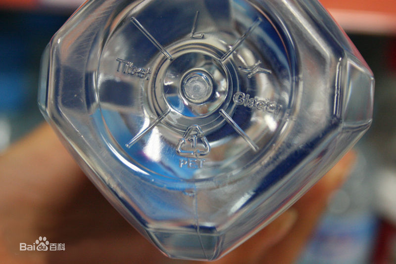 塑料瓶等级7可以装热水吗,怎么分辨塑料瓶能不能装热水