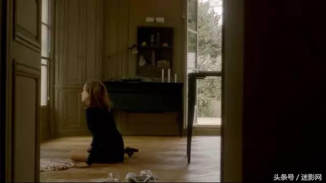 《她》：中年女性的十面埋伏与自我救赎