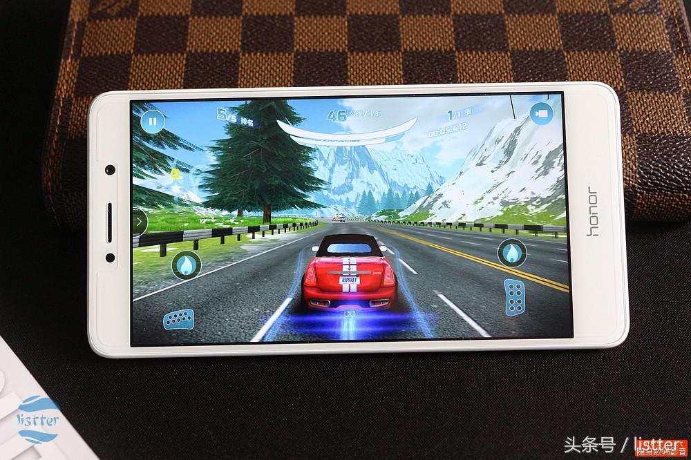 荣耀畅玩6x测评,荣耀畅玩6x千元旗舰