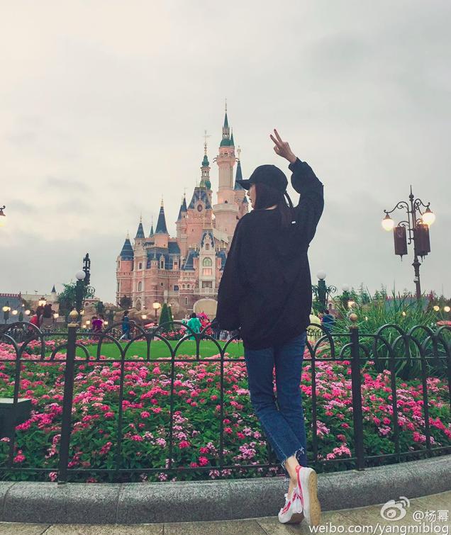 杨幂娜扎颜值超高,杨幂奚梦瑶私服照