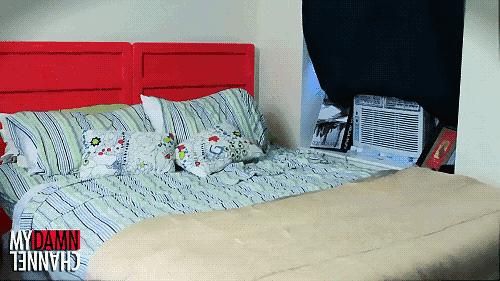 痛经像刀绞一样是怎么回事,像痛经那样疼是怎么回事