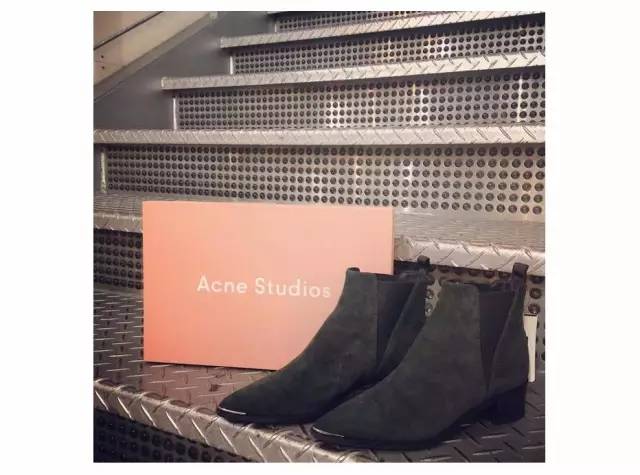 新款时髦2022年短靴子,今年时髦的短靴你想好怎么搭了么